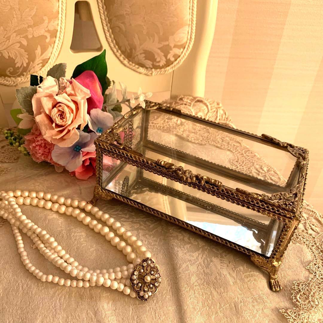 猫足＆真鍮ガラスのジュエリーボックス