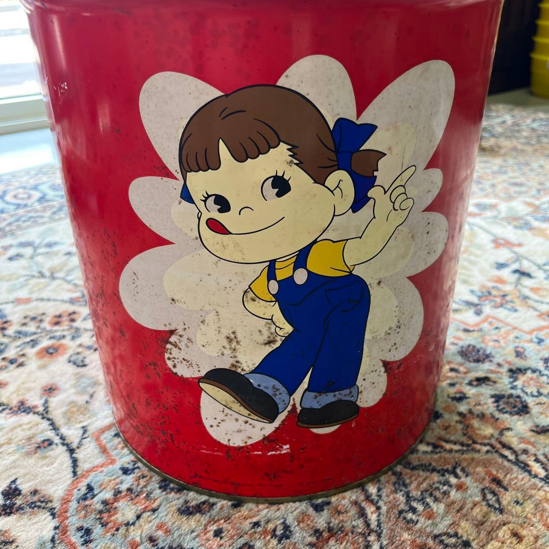 昭和レトロ 不二家ペコちゃん ＊ スツール缶 - メルカリ
