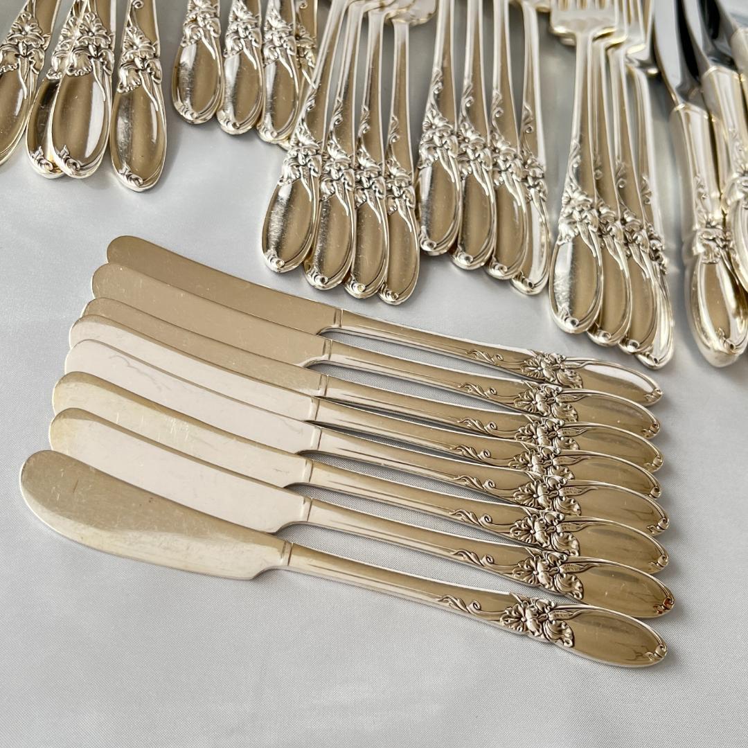 【White Orchid】 ディナーセット 8名用55本 サーバー付