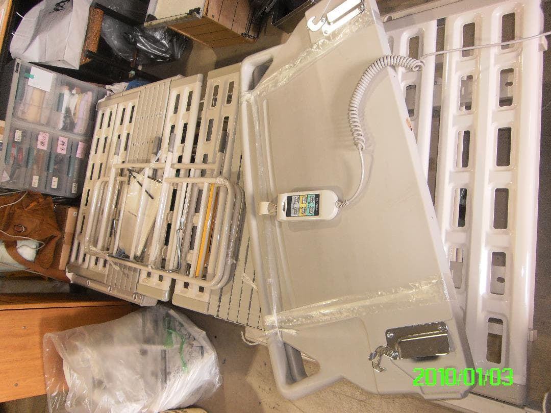 電動ベット全て付属品あります