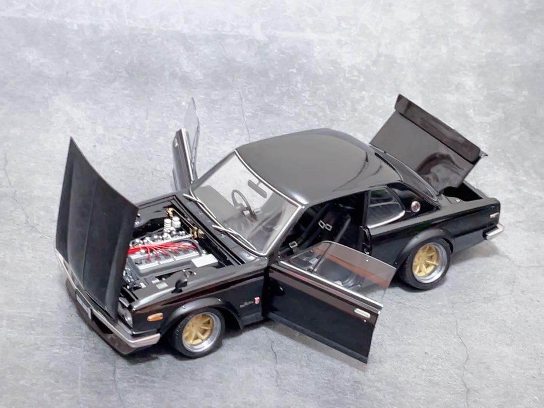 カスタム品　オートアート 1/18 日産 スカイライン GT-R（KPGC10）