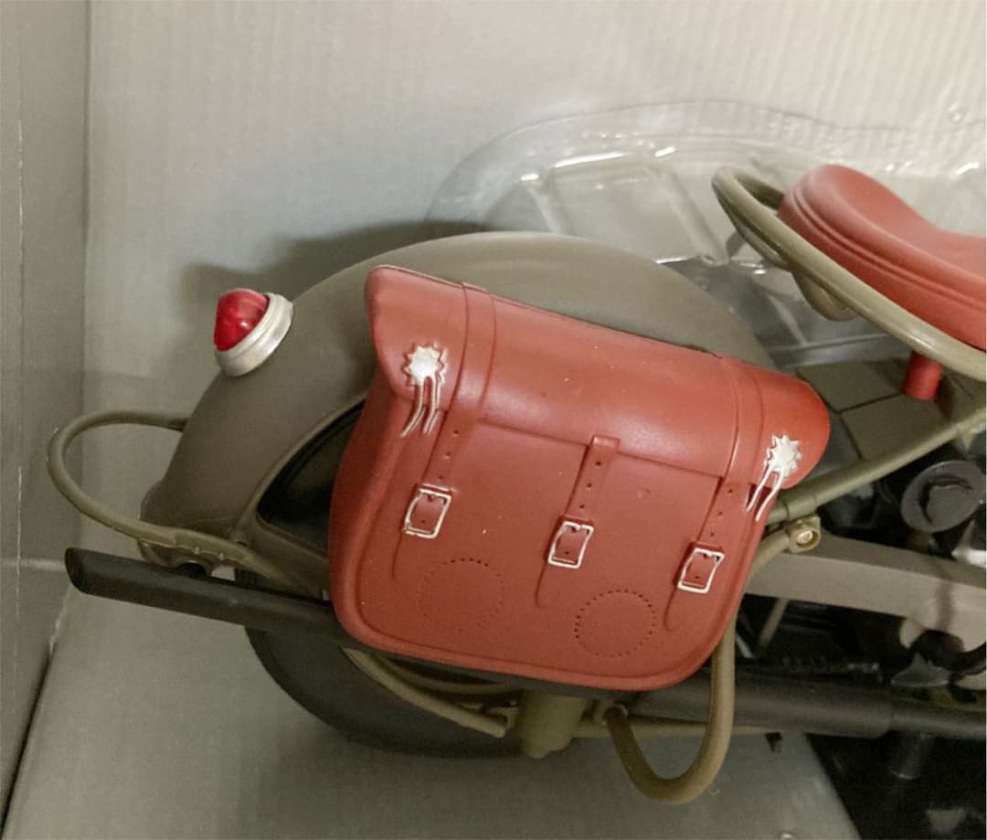 GIブルースと、バイク(インディアン)