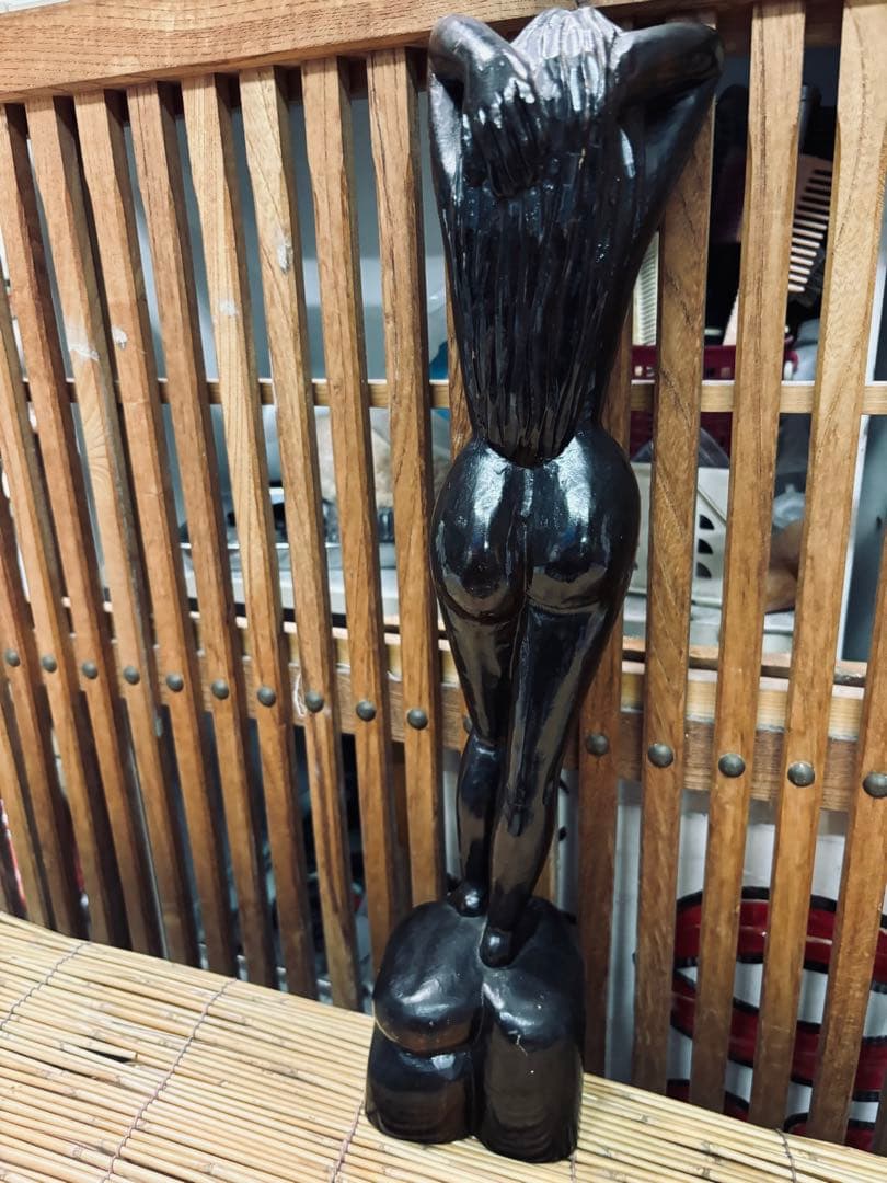 濱充司様専用 黒檀！ 黒色 木製 ヌード彫刻 約39cm 激安大安売り