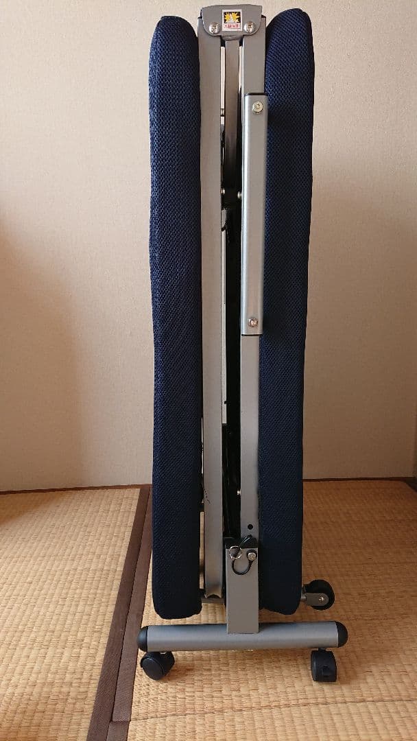 折り畳み式ベッド