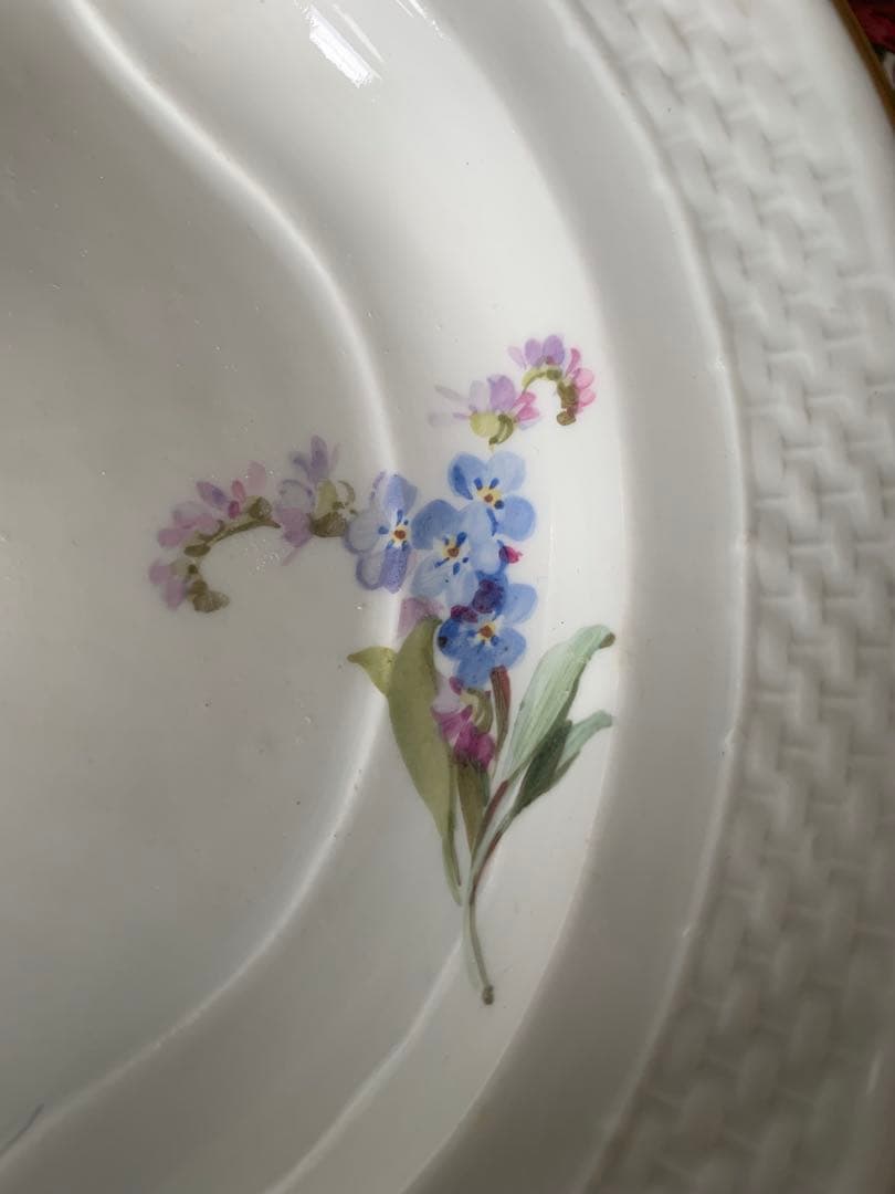 ボタン剣マイセンのオーバル大皿(約60cmX約29cm)