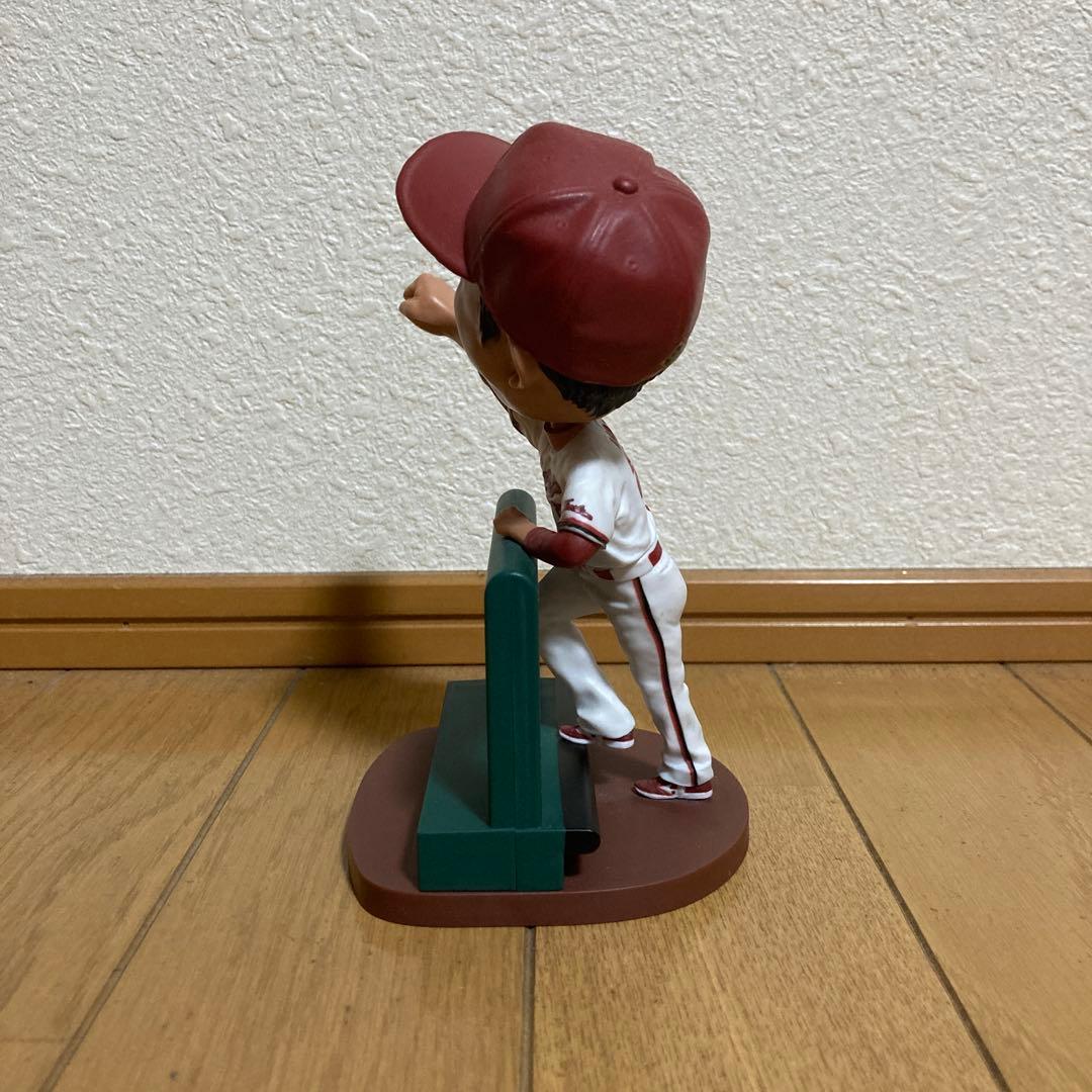 広島東洋カープ 新井貴浩 首振り人形 - メルカリ
