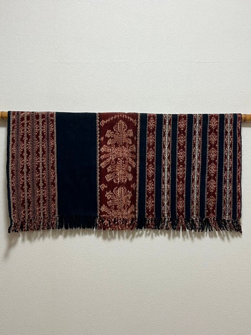 50年位前にインドネシア　サウ島で手織りされたイカット。手紡ぎ糸　天然染料