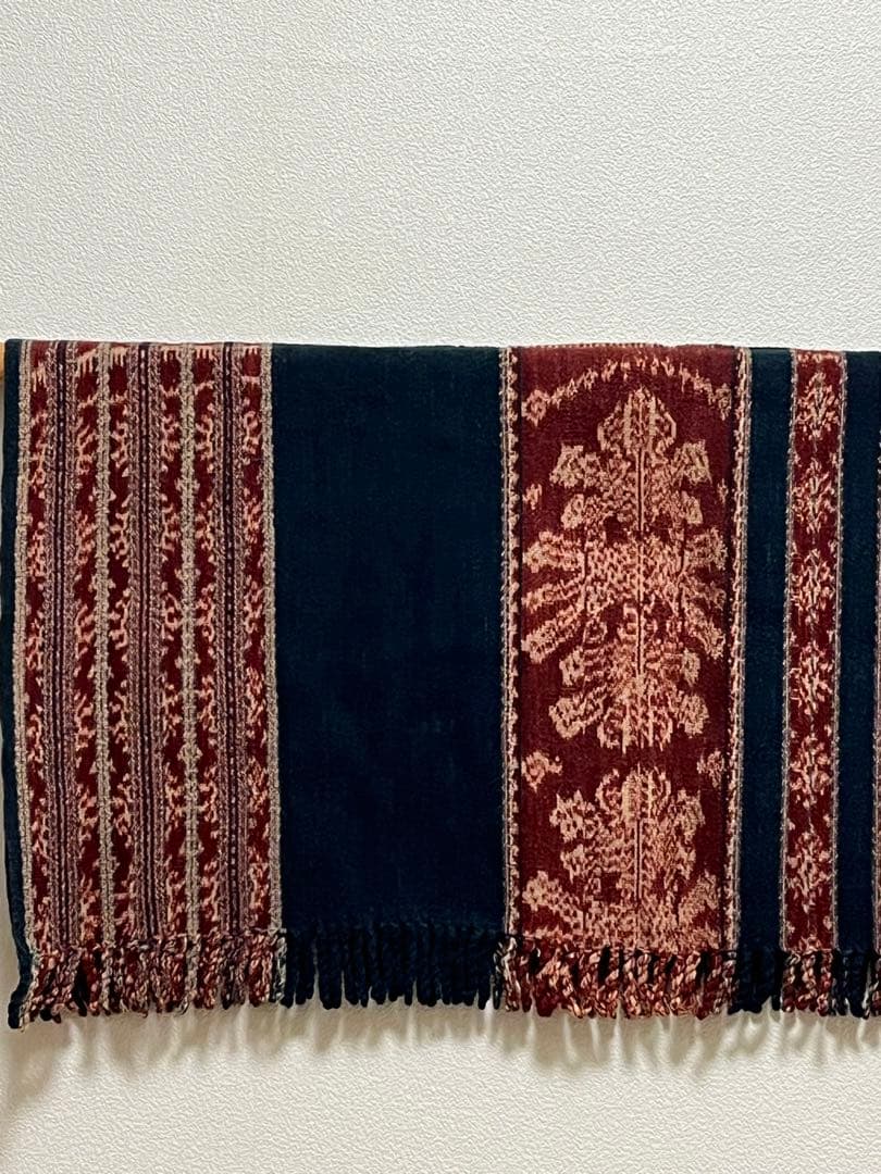 50年位前にインドネシア　サウ島で手織りされたイカット。手紡ぎ糸　天然染料