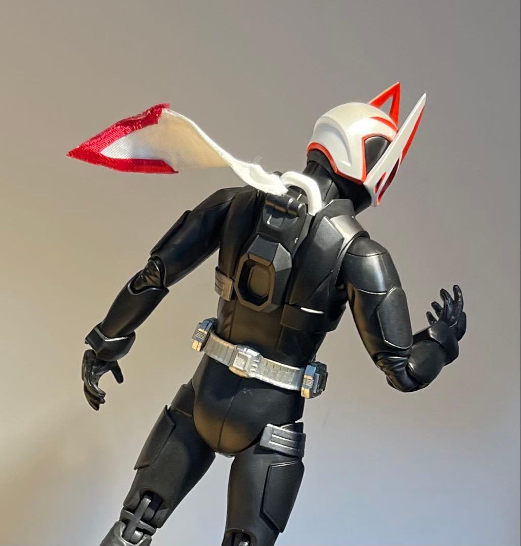 改造品　s.h.figuarts 仮面ライダーギーツ　エントリー　モンスター