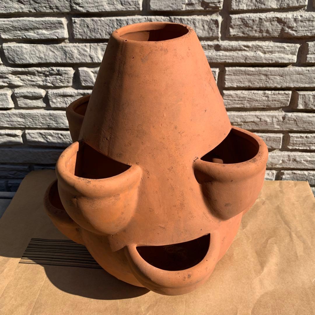 ストロベリーポット【USED・難あり】素焼き テラコッタ - メルカリ
