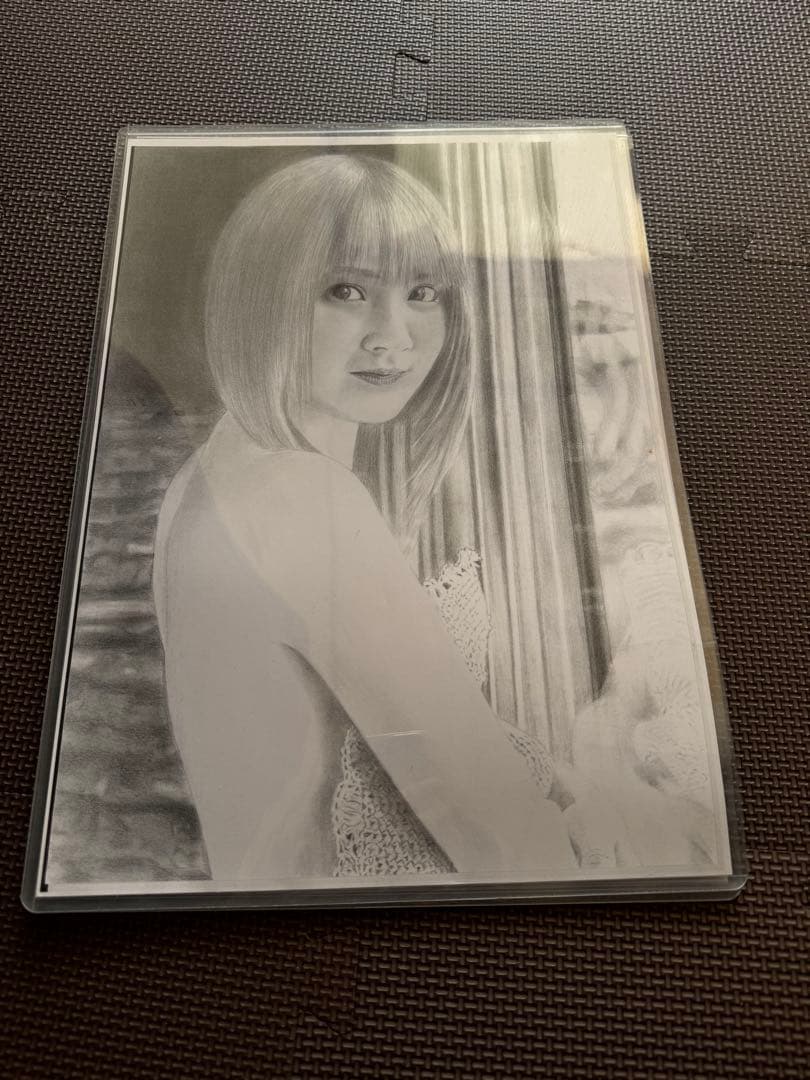 秋山莉奈他、鉛筆画ポートレート4点セット A4
