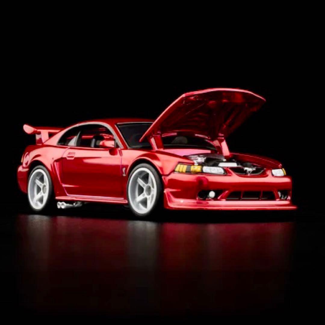 RLC限定 2000年式 フォード マスタング SVT Cobra R レッド