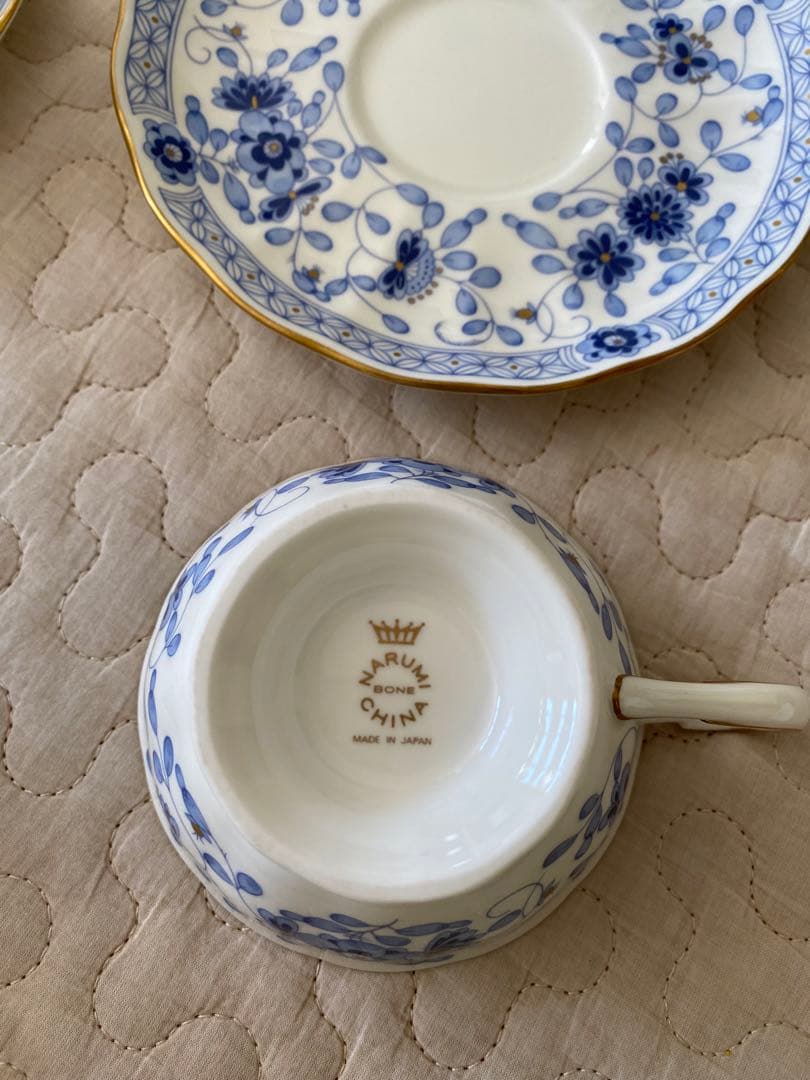 ナルミNARUMI カップ＆ソーサー 大皿　プラター