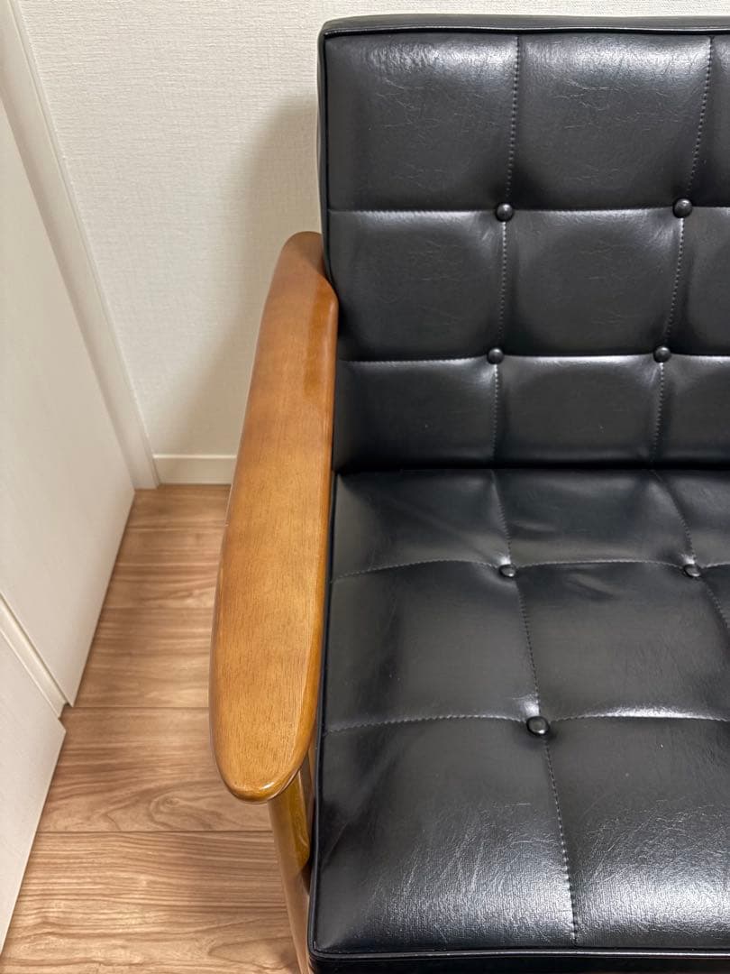 手渡し愛知県岡崎市1⁄12祝まで特価 カリモク60 Kチェア【岡崎