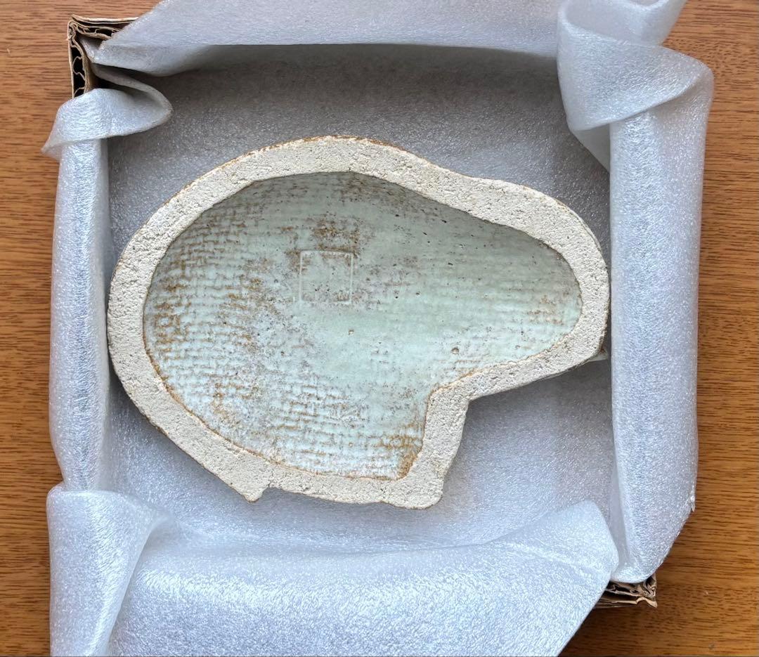 陶器製 猫の置物 白色