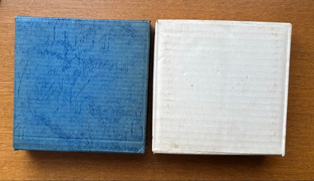 陶器製 猫の置物 白色