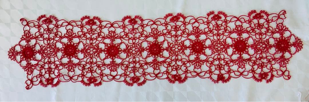 タティングレース ドイリー 赤 長さ長さ88cm 巾22cm