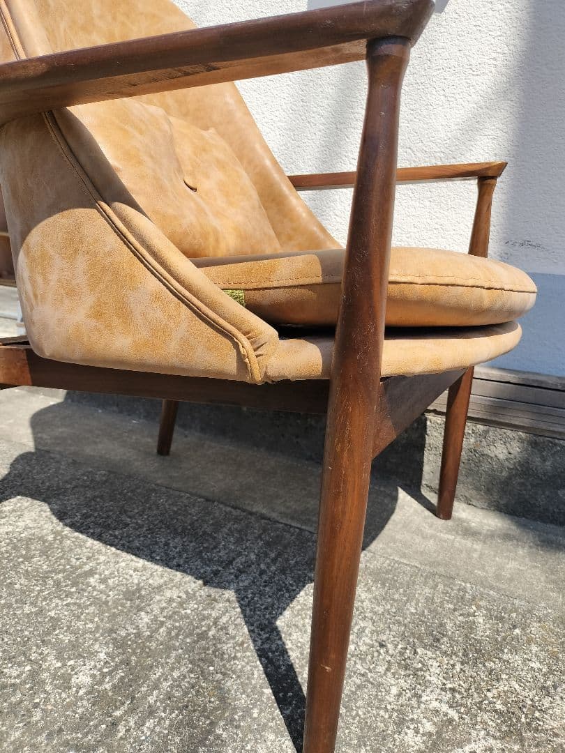 美品 NOCE (ノーチェ) アームソファ キャメルブラウン UC01