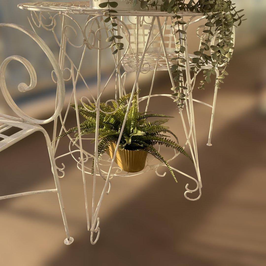 イギリスアンティーク　ガーデンテーブル