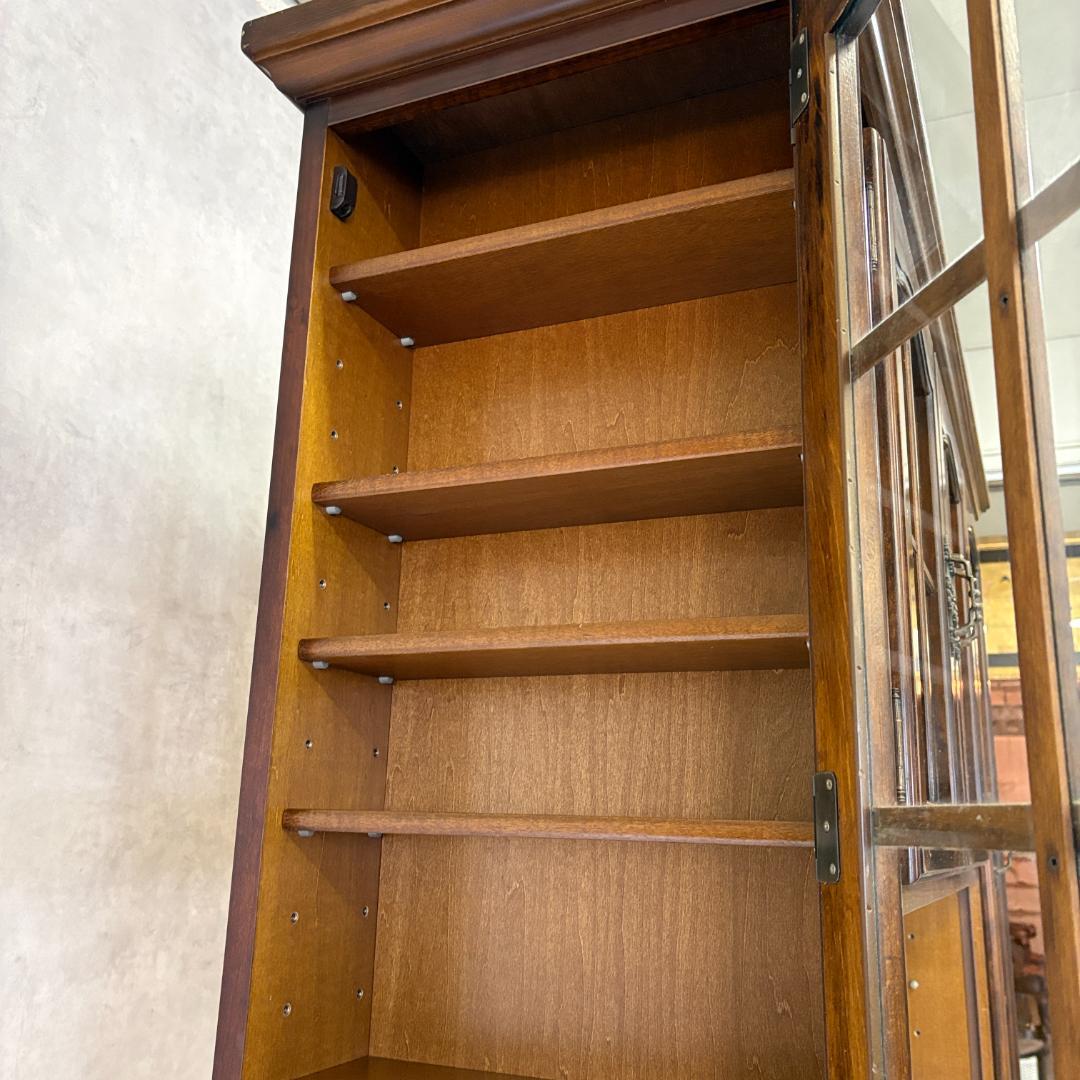 カリモク家具　レトロ家具　大型　ガラス戸棚　食器戸棚