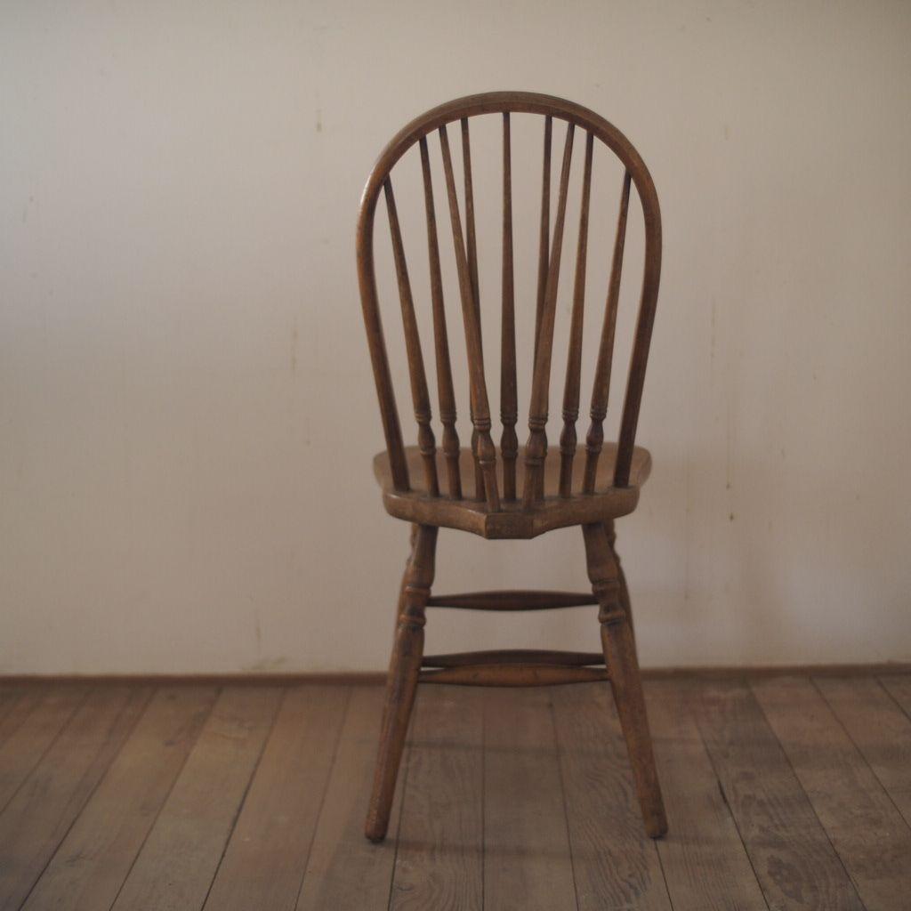 木製スピンドルバックチェア 秋田木工 古道具 味わい