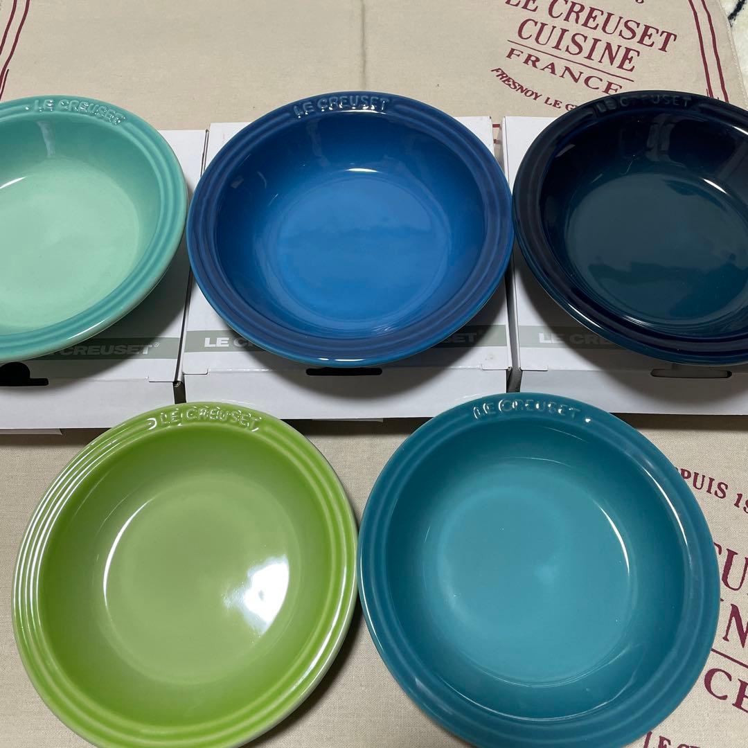 《新品》レア!5色 ルクルーゼ ラウンドディッシュ 15cm
