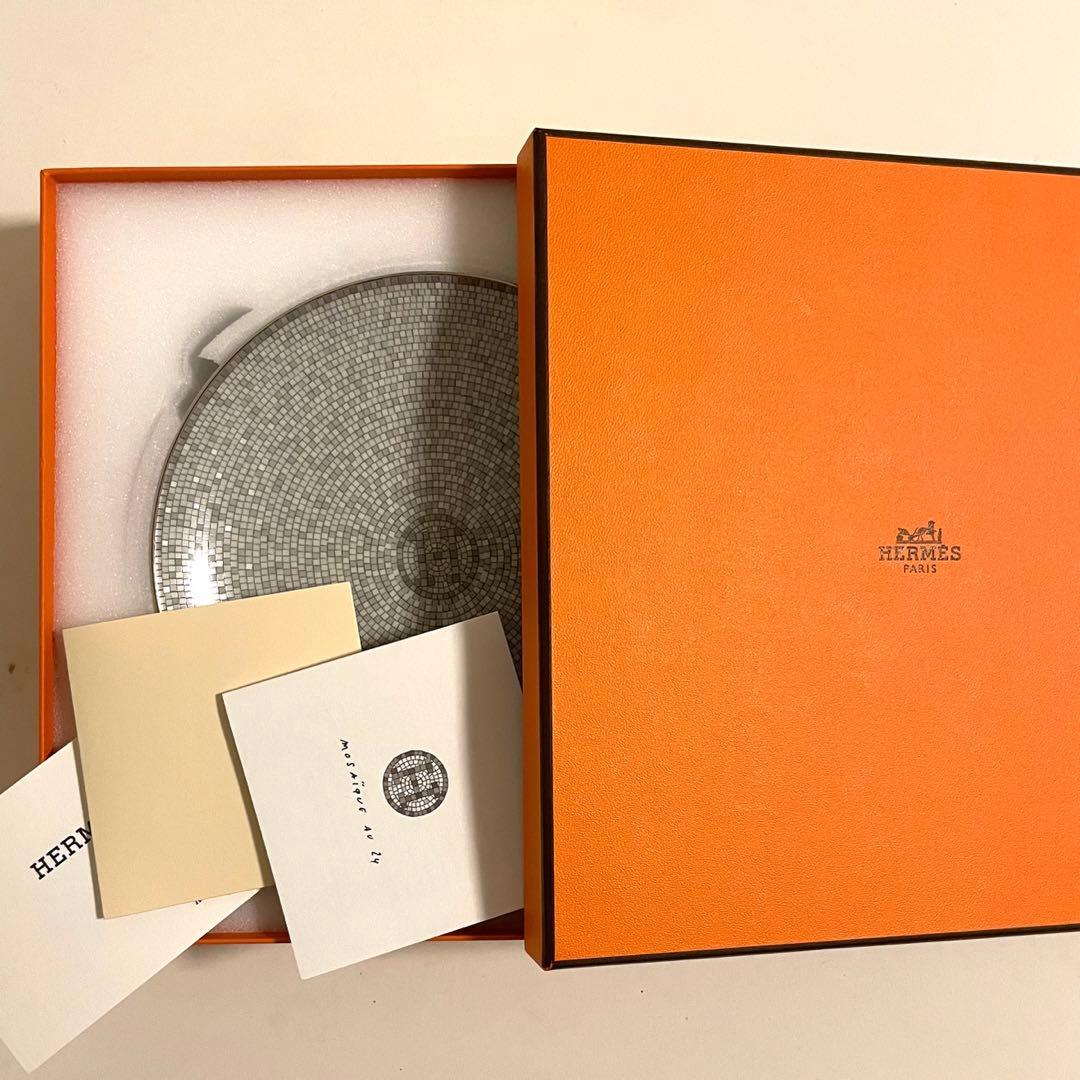 値下げしました！HERMES新品未使用モザイク24プラチナプレート