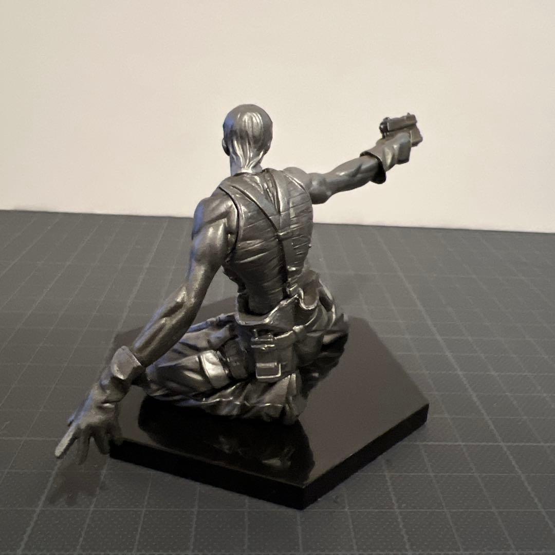 レア！ガンメタリック　メタルギアフィギュアコレクション　セット