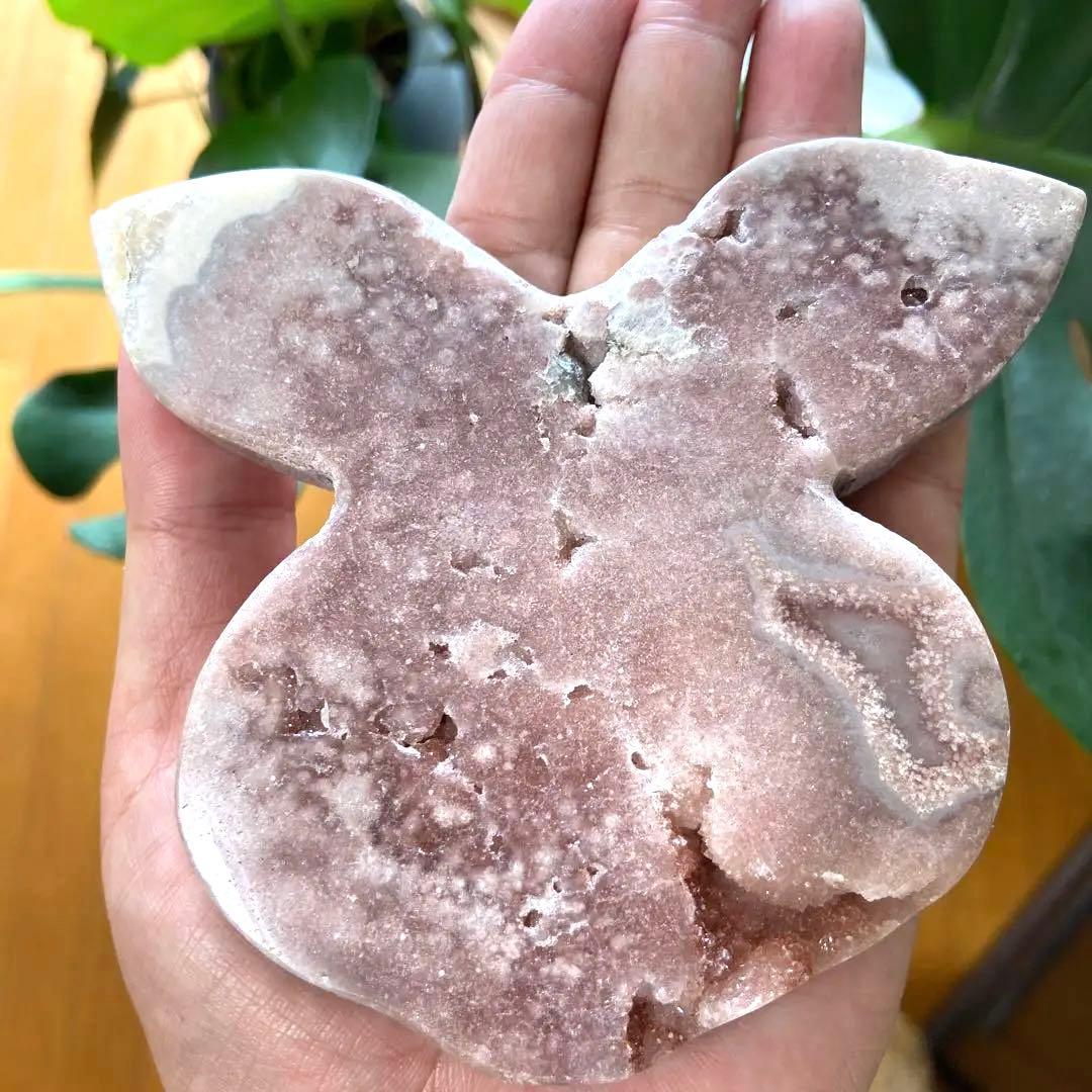 ブラジル産　ピンクアメジスト　バニー　うさぎ　干支　スタンド付き