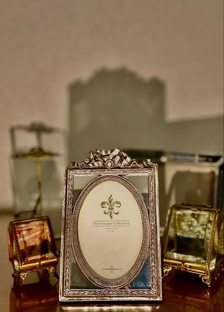 フランス　アンティーク　写真立て　リボン　アールヌーボー　アールデコ　額縁