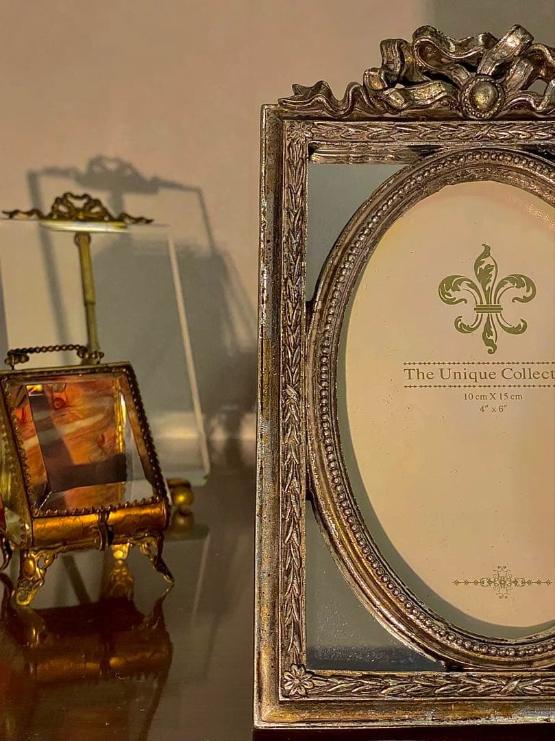 フランス　アンティーク　写真立て　リボン　アールヌーボー　アールデコ　額縁