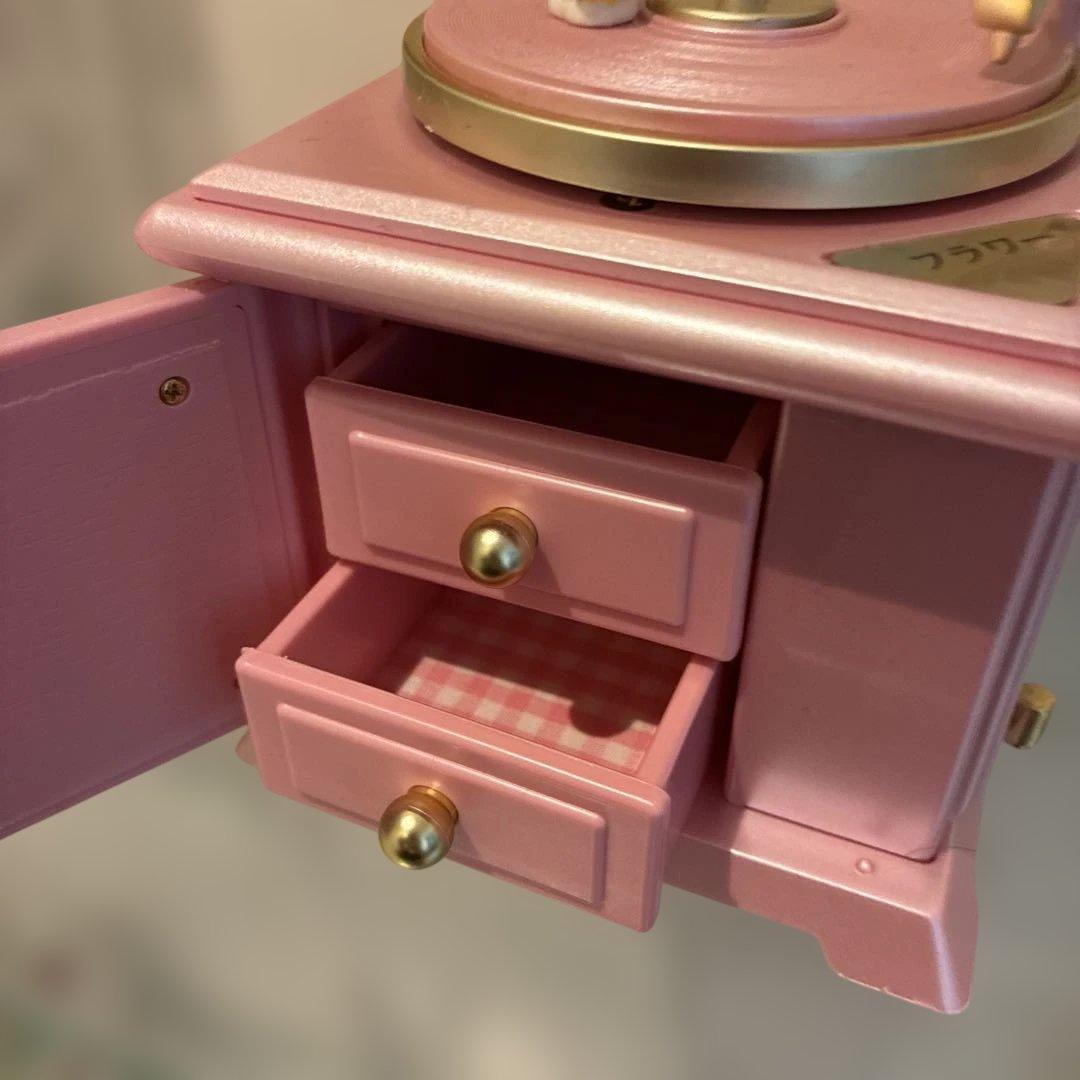 お値下げ！ハローキティ　オルゴール ジュエリーボックス　1997年製　レトロ