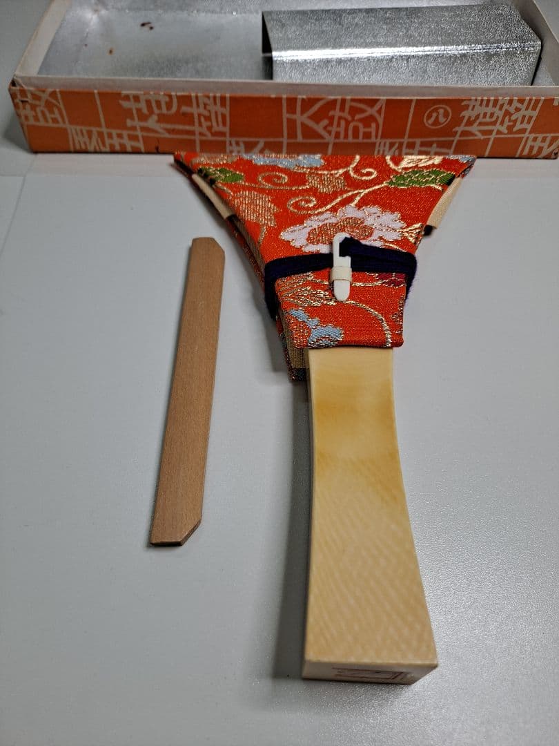 三味線 天然素材の高級バチ マンモス 牙 中古品