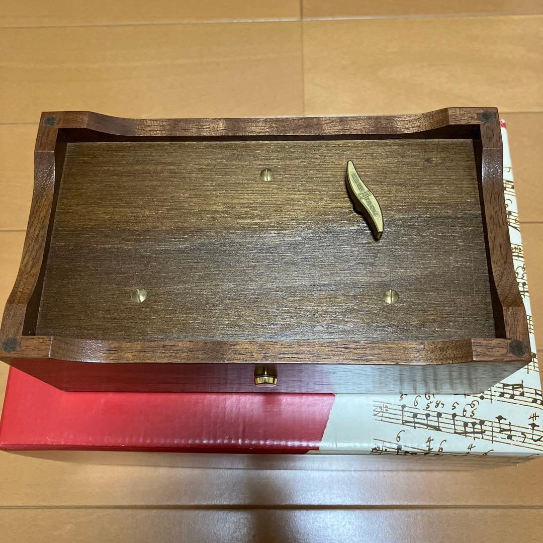 REUGE MUSIC オルゴール【日付、名前刻印あり】