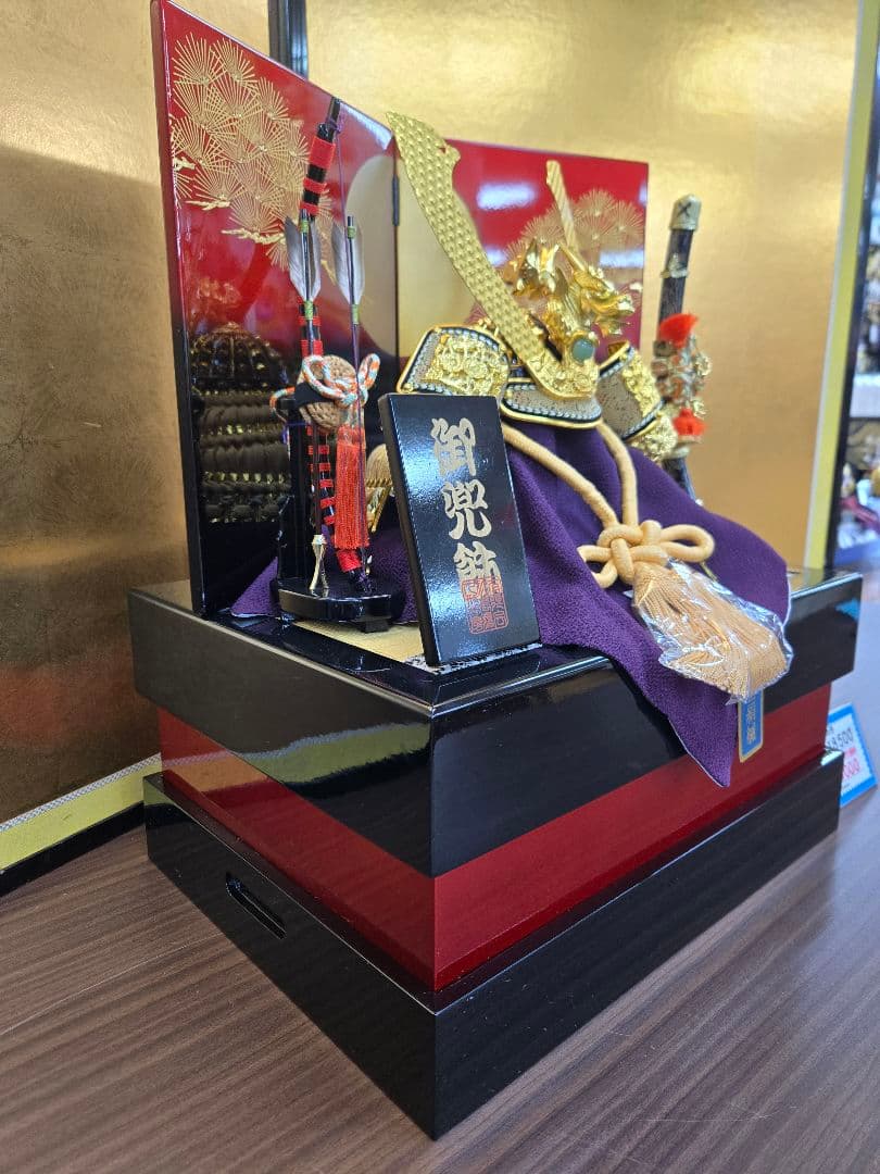 【展示品限り】五月人形　兜　鍬形　収納飾り　※閉店セール　S40