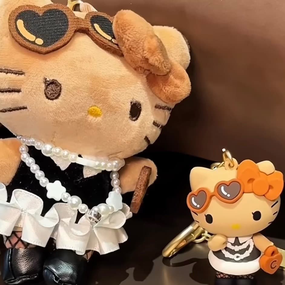 2点セット【海外限定】CHAGEE × ハローキティ 日焼けキティ キー