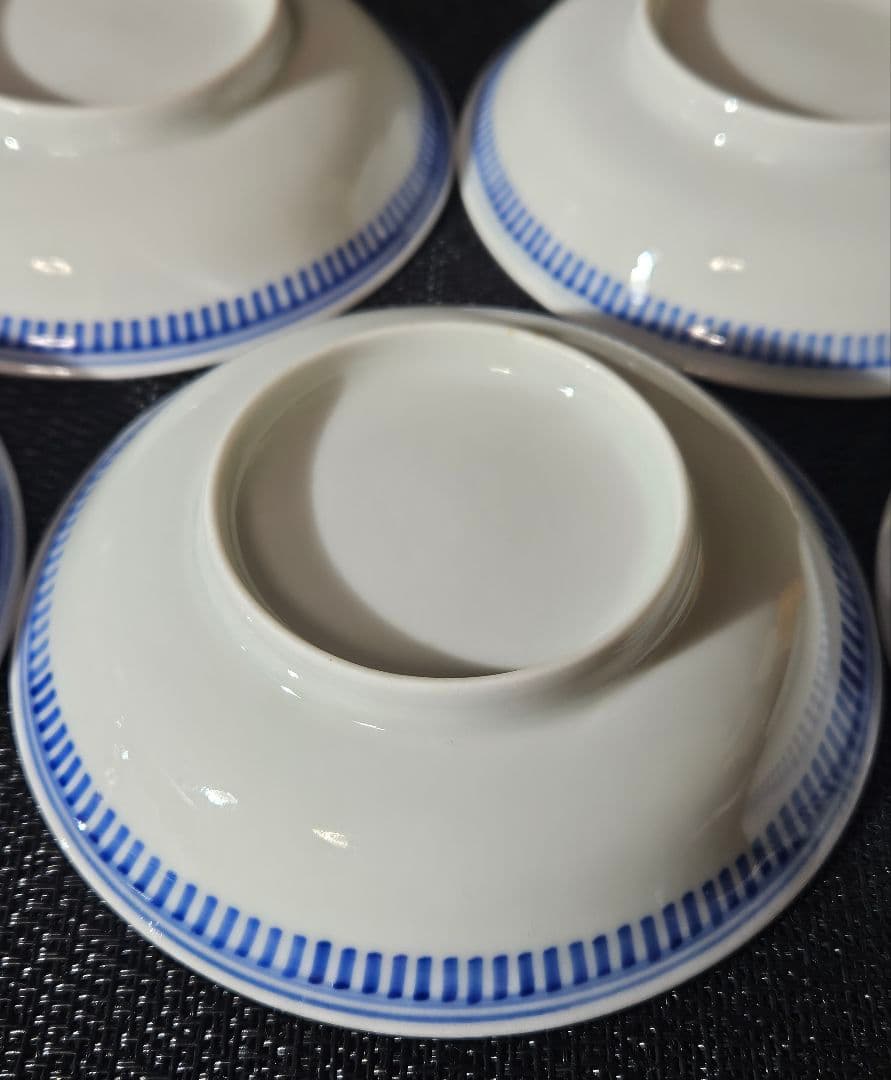 江戸時代末期〜明治時代　色鍋島　草花図 裏　櫛目文様　12.2cm　四寸皿5客