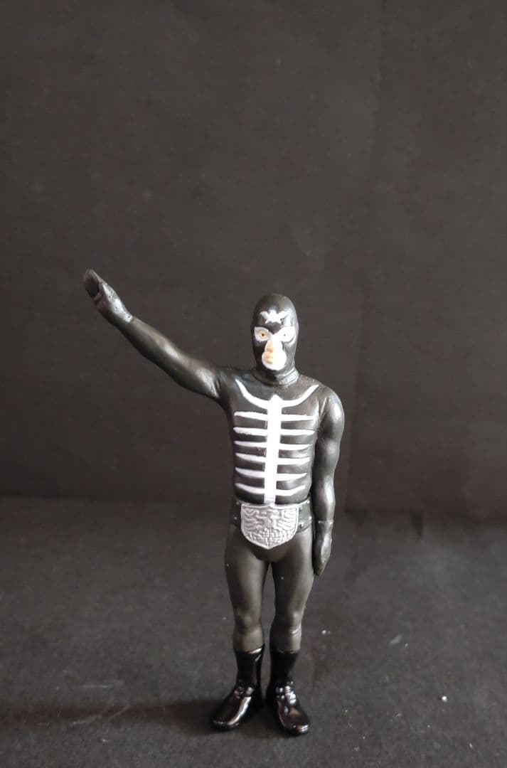 『希少』仮面ライダー21種類、怪人27種類（ガシャポン）サイクロン号1種類