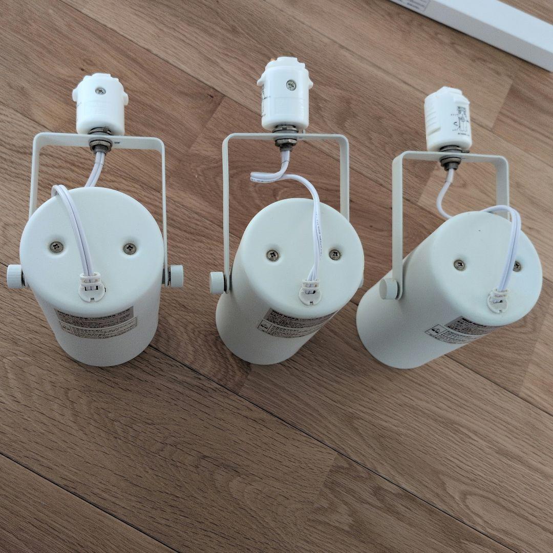 無印良品　ホワイト3灯スポットライト