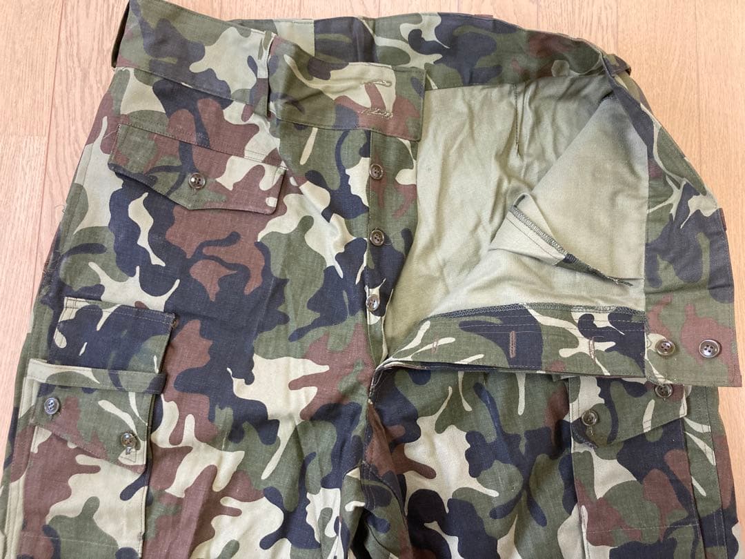 ルーマニア軍　M90迷彩服　上下　夏服