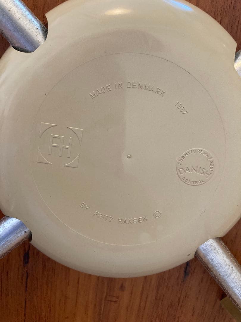 フリッツハンセン　セブンスチェア　ブラウン 木製