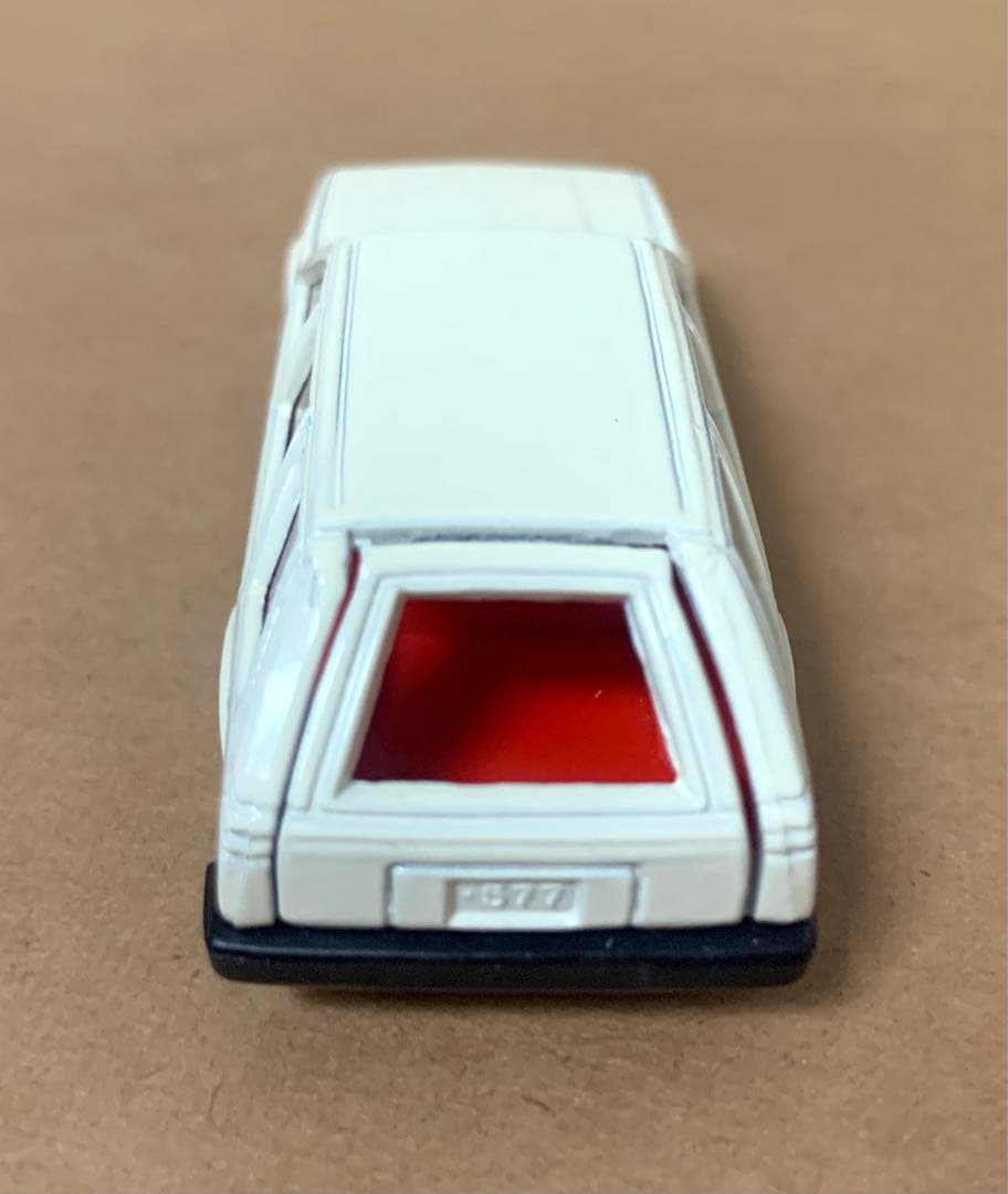 赤箱 トミカ34 大和デパート特注 ニッサン ブルーバード ワゴン 日本製