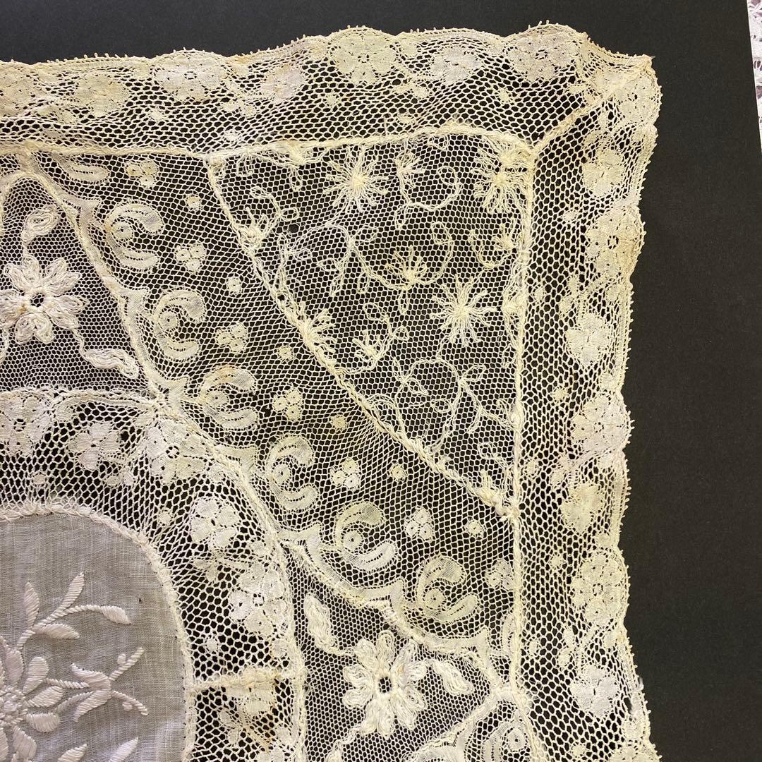 アイボリー花柄レース