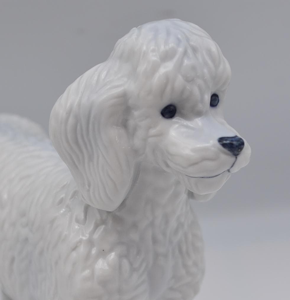 白いプードル　＃334　★ロイヤルコペンハーゲン　デンマーク　2006年　絶版