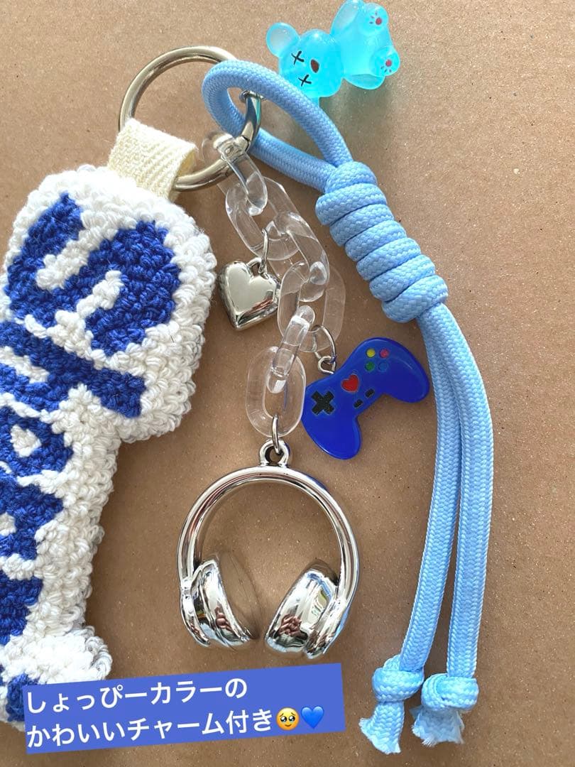 渡辺翔太 SnowMan 刺繍 ネームタグ キーホルダー ハンドメイド - メルカリ