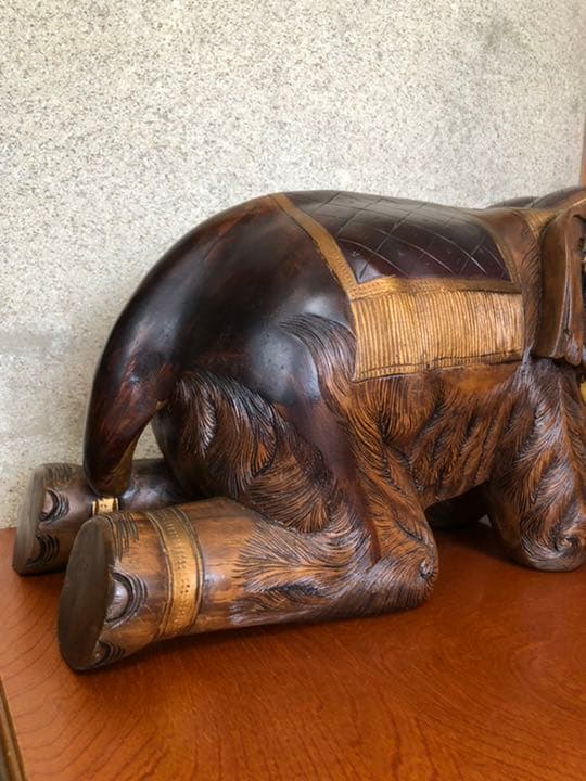 ◆処分値　圧巻の一刀彫り　大きな　象の置物