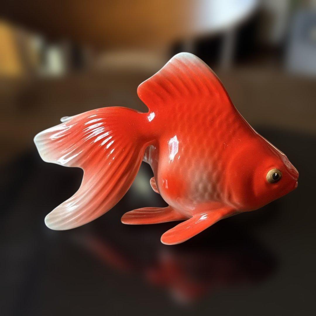 ノリタケ　金魚　台座付き オールドノリタケ　ボーンチャイナ