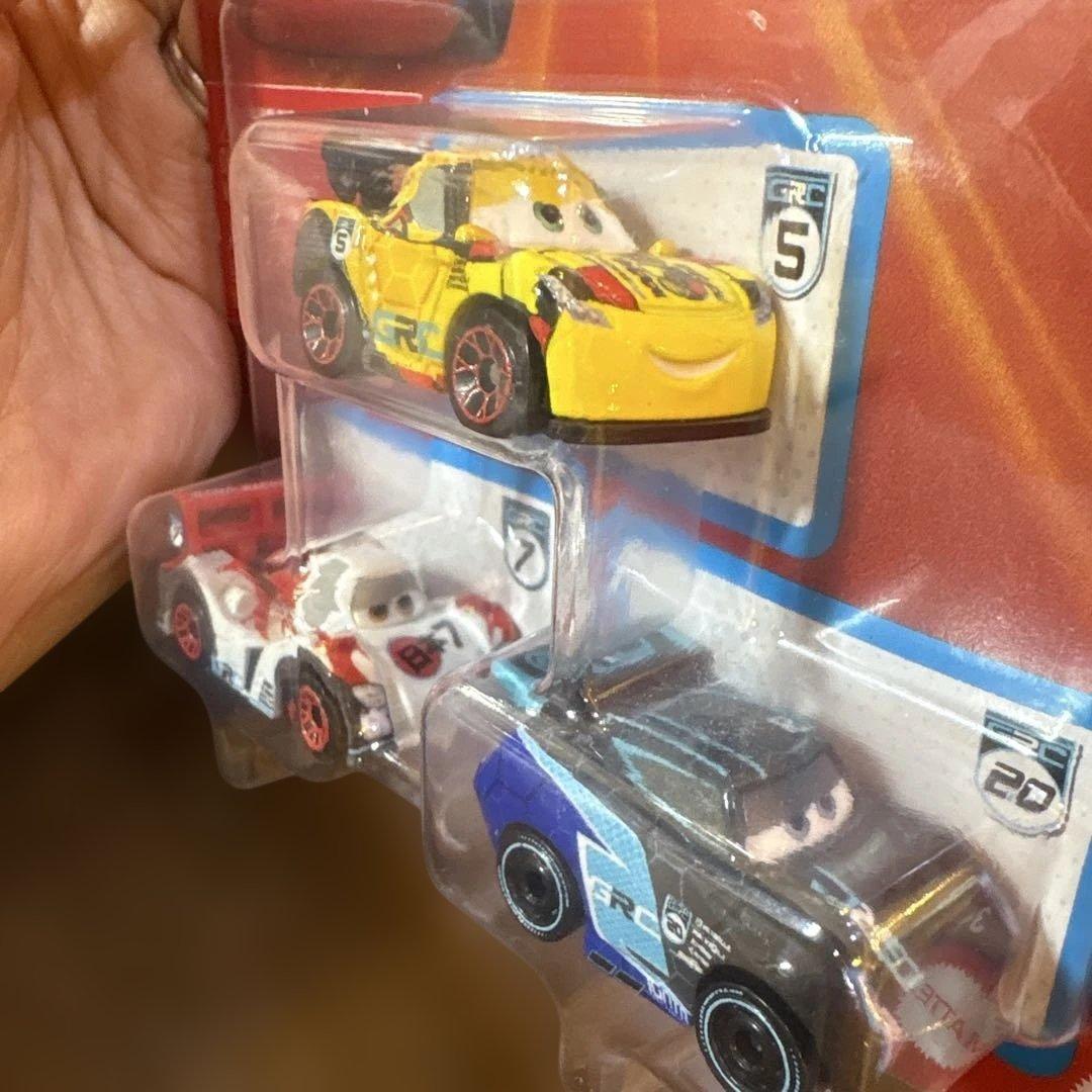 海外限定品　Disney Pixar Cars ミニカー 3台セット