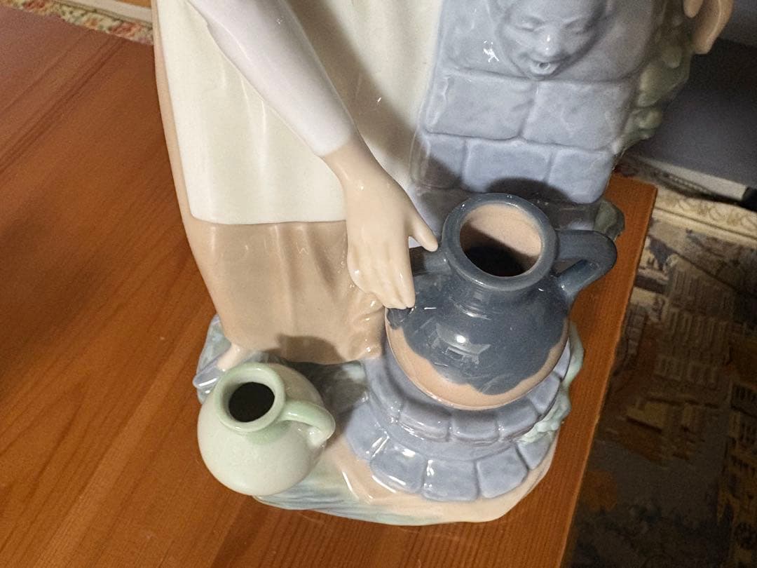 Lladro NAOリヤドロナオ