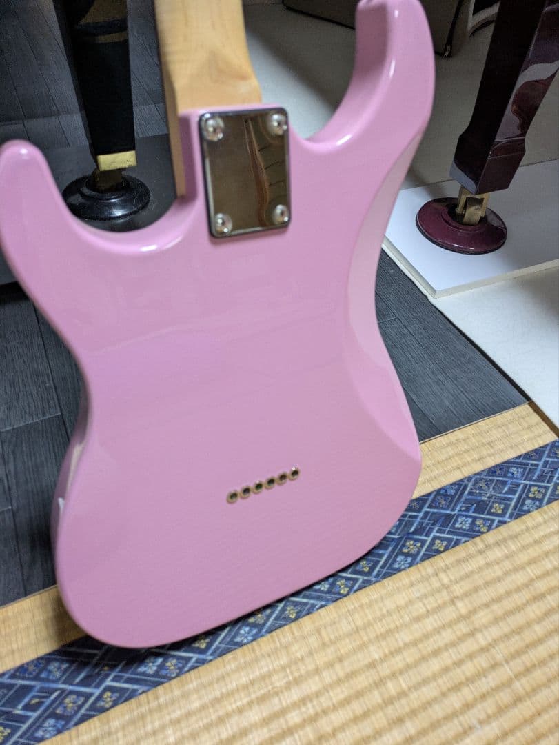 Girly ガーリー エレキギター ピンク 希少